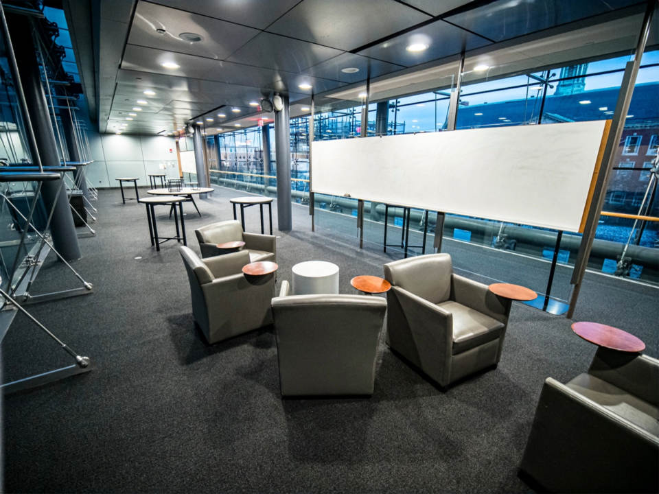 2nd Floor Lounges